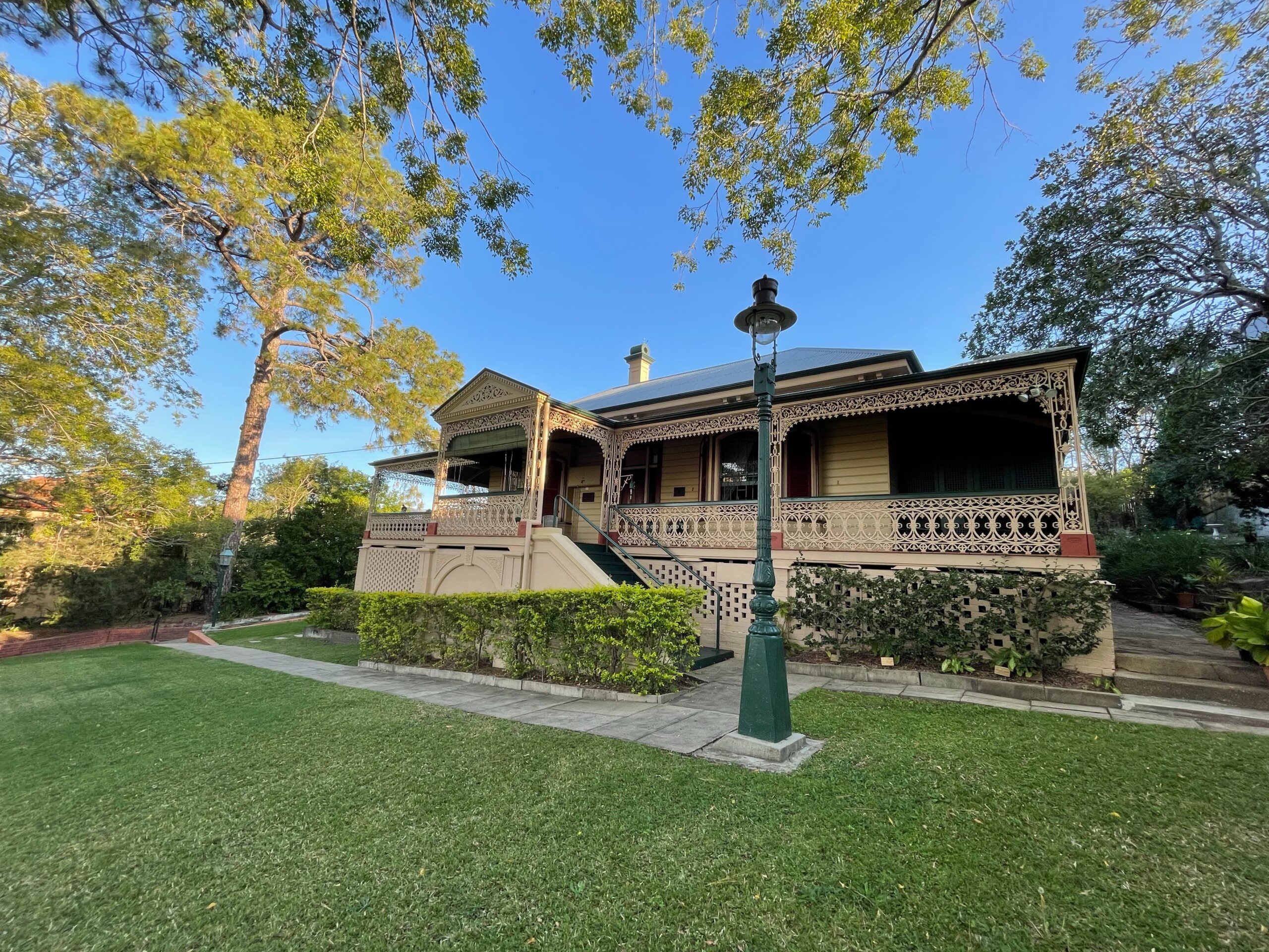 【在庫処分】オーストラリア Magnolia Mountain 有田焼 在庫処分】オーストラリア Magnolia Mountain 有田焼 Magnolia