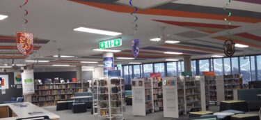オーストラリア田舎の公立高校の図書館をご紹介